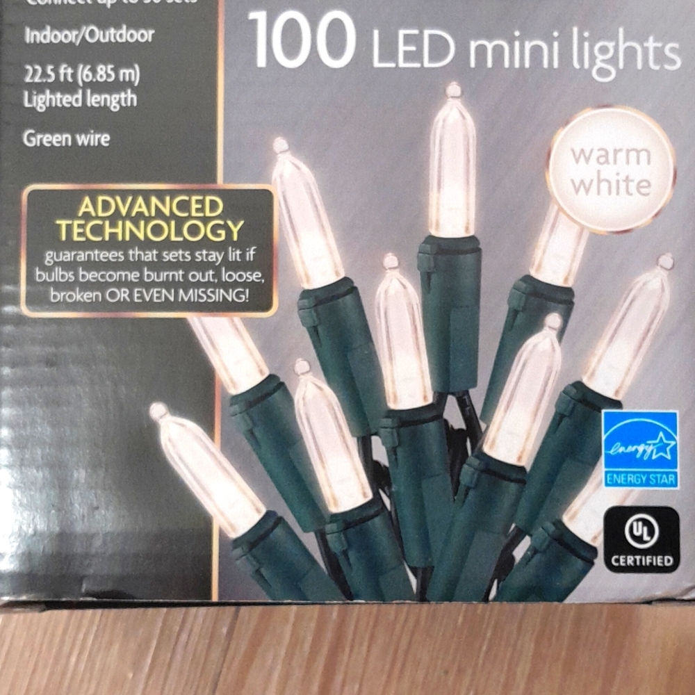 SYLVANIA Stay-lit platinum 100 LED mini lights